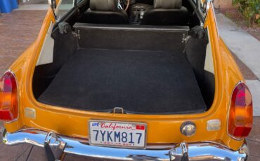 MG-MGB-1971-Hatchback-8