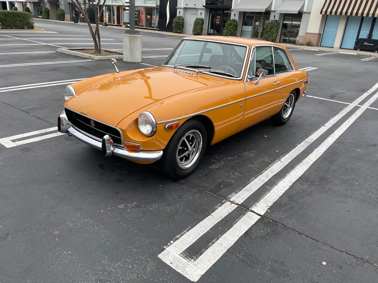 MG-MGB-1971-Hatchback