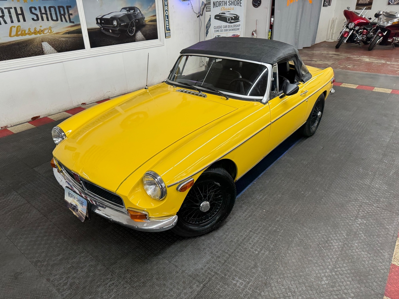 MG-MGB-1974-2-door-convo-1