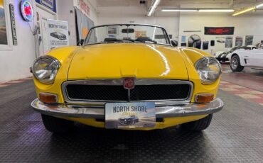 MG-MGB-1974-2-door-convo-11