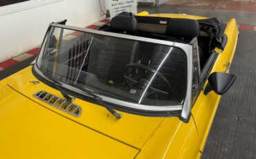 MG-MGB-1974-2-door-convo-14