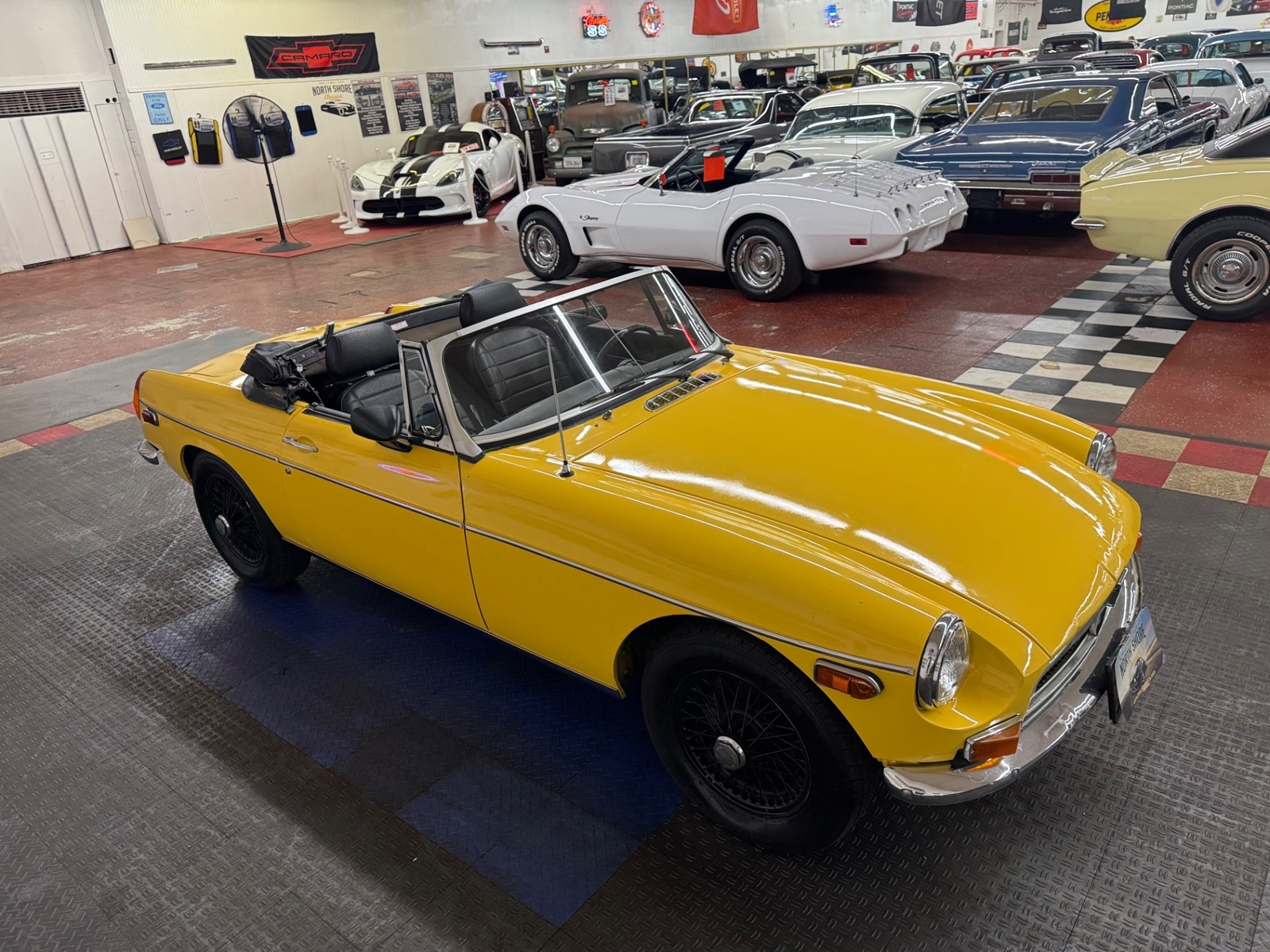 MG-MGB-1974-2-door-convo-18