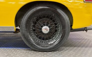 MG-MGB-1974-2-door-convo-23