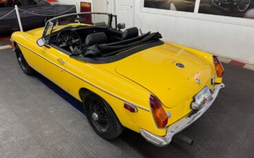 MG-MGB-1974-2-door-convo-7