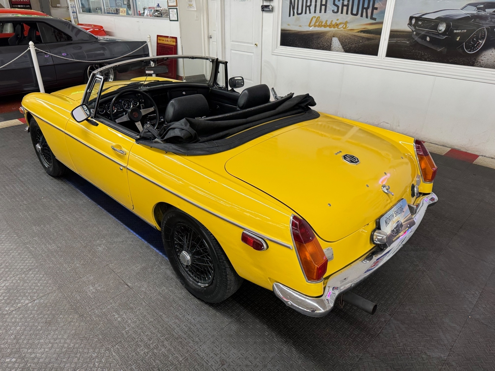 MG-MGB-1974-2-door-convo-7