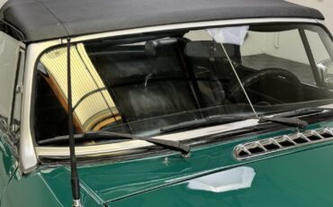 MG-MGB-1974-Convertible-12