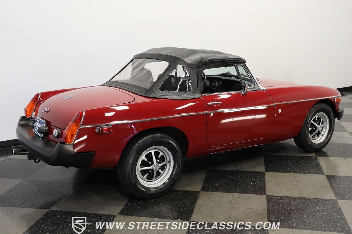MG-MGB-1979-Convertible-11