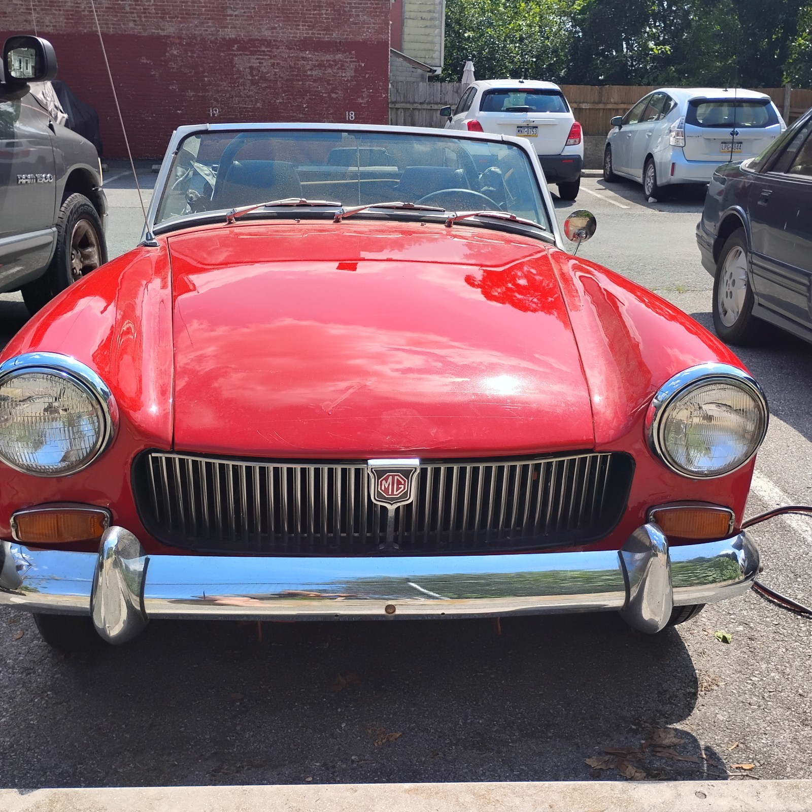 MG-Midget-1971-Convertible-1