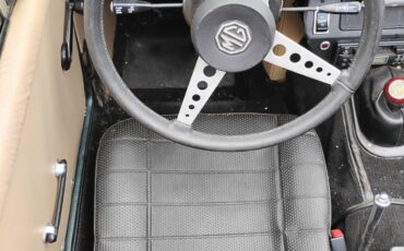MG-Midget-1971-Convertible-10