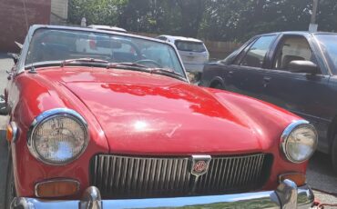 MG-Midget-1971-Convertible-3