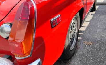 MG-Midget-1971-Convertible-4