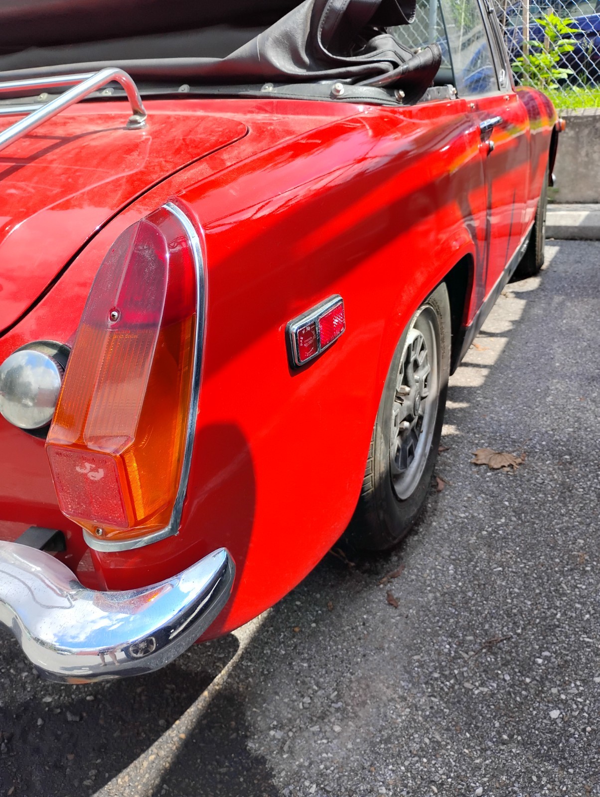 MG-Midget-1971-Convertible-4