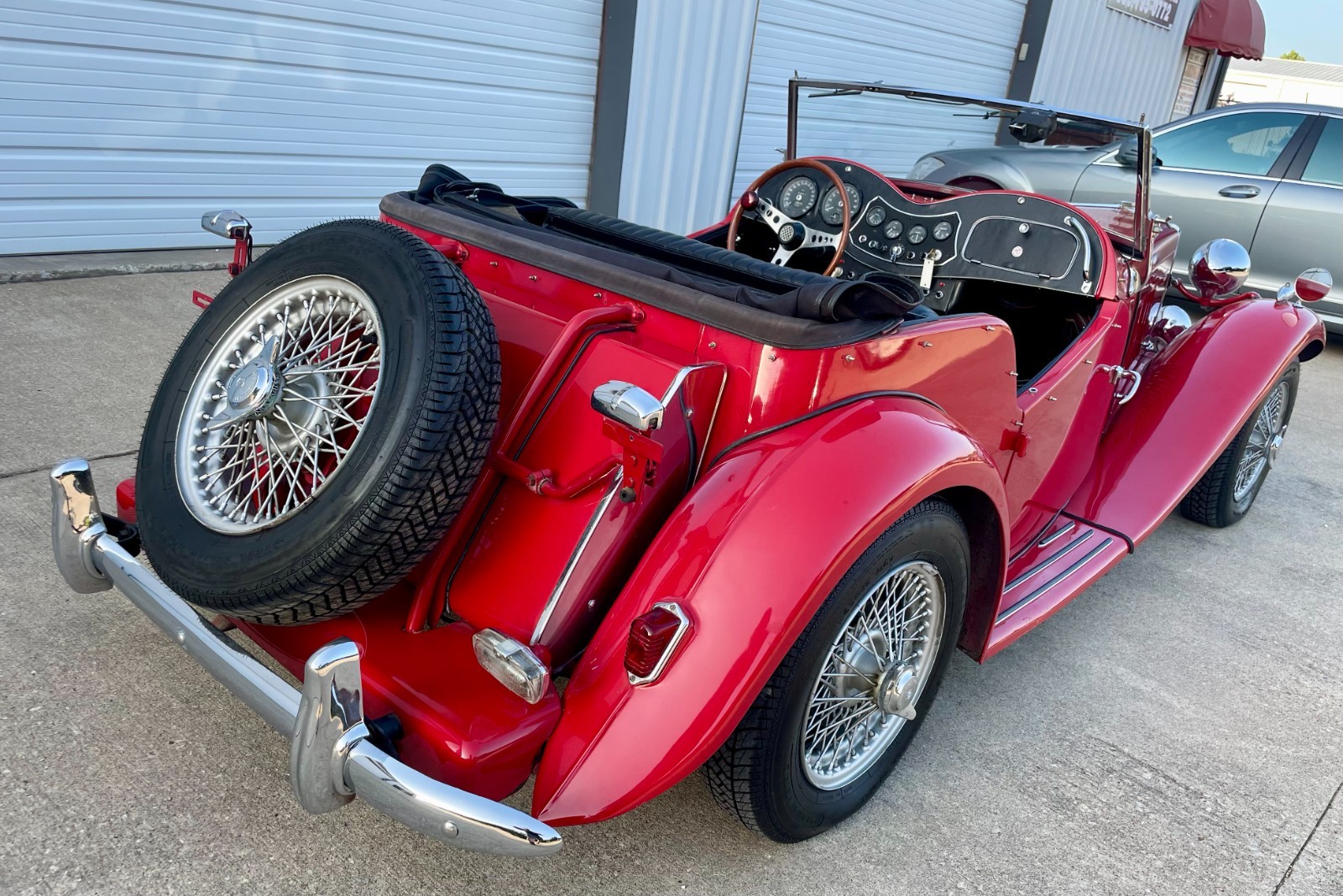 MG-T-Series-1951-6