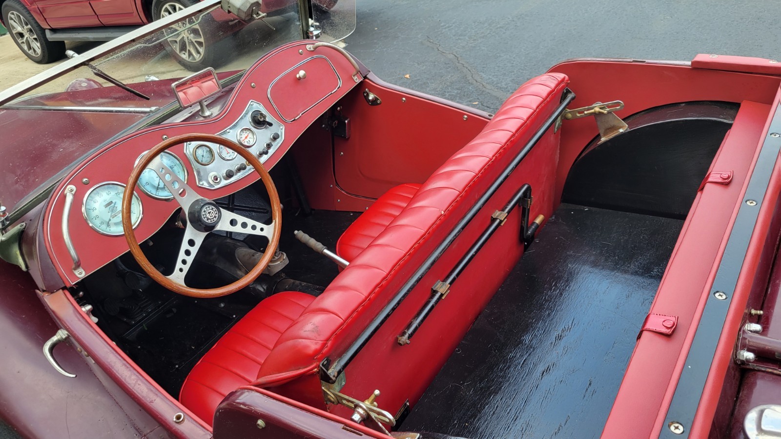 MG-T-Series-1952-5