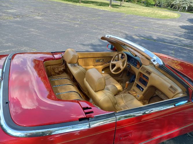 Maserati-1989-Red-Tan-Leather-15