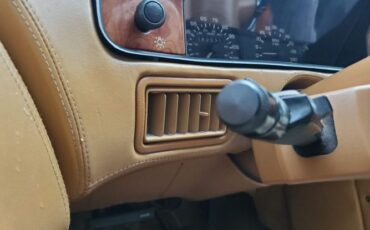 Maserati-1989-Red-Tan-Leather-22