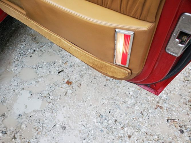 Maserati-1989-Red-Tan-Leather-24