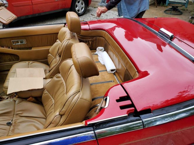 Maserati-1989-Red-Tan-Leather-26