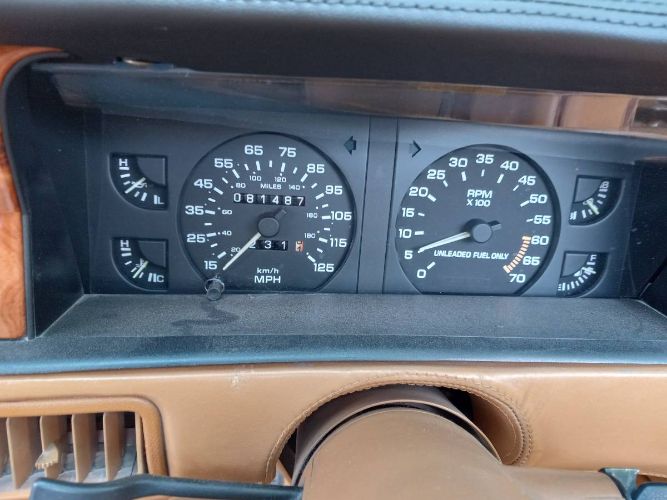 Maserati-1989-Red-Tan-Leather-29