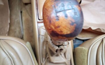 Maserati-1989-Red-Tan-Leather-31
