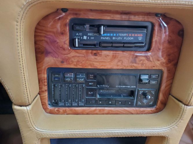 Maserati-1989-Red-Tan-Leather-34