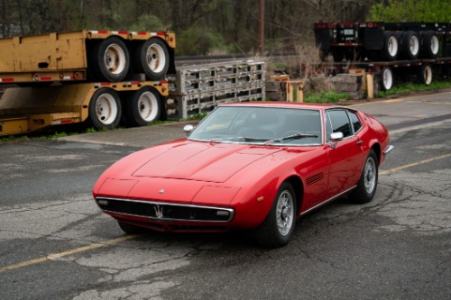 Maserati-Ghibli-1967-Red-Black