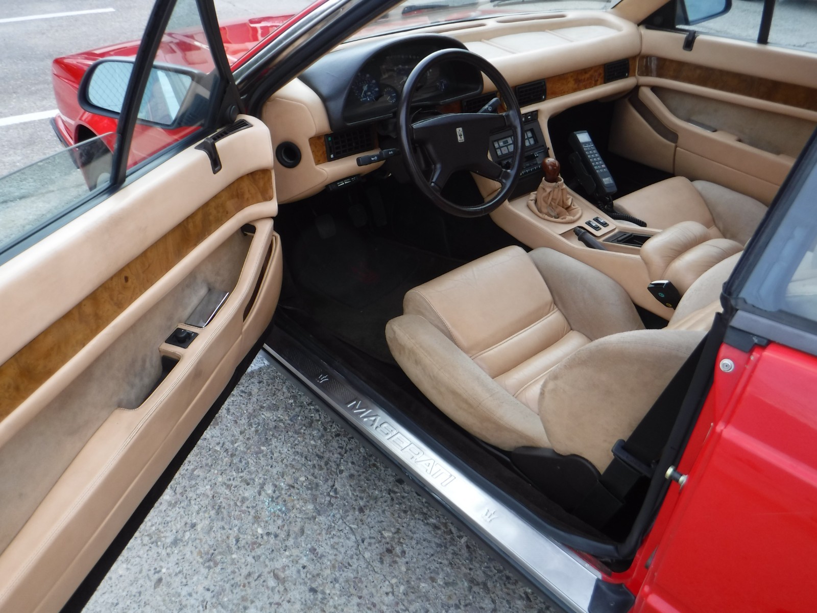 Maserati-Spyder-1989-Convertible-12
