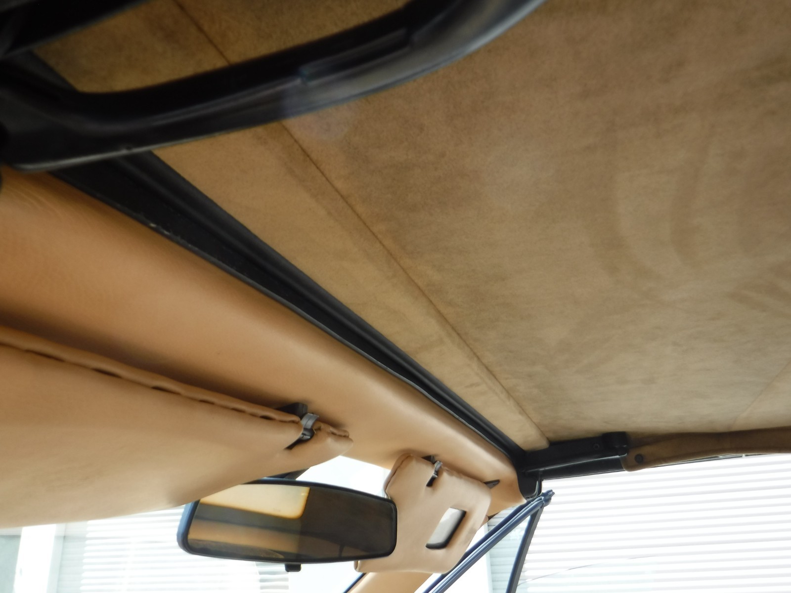 Maserati-Spyder-1989-Convertible-15