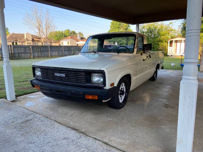 Mazda-B2000-1984-White