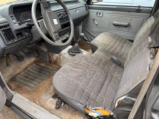 Mazda-B2200-1988-7