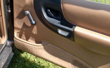 Mazda-B2300-1995-black-12