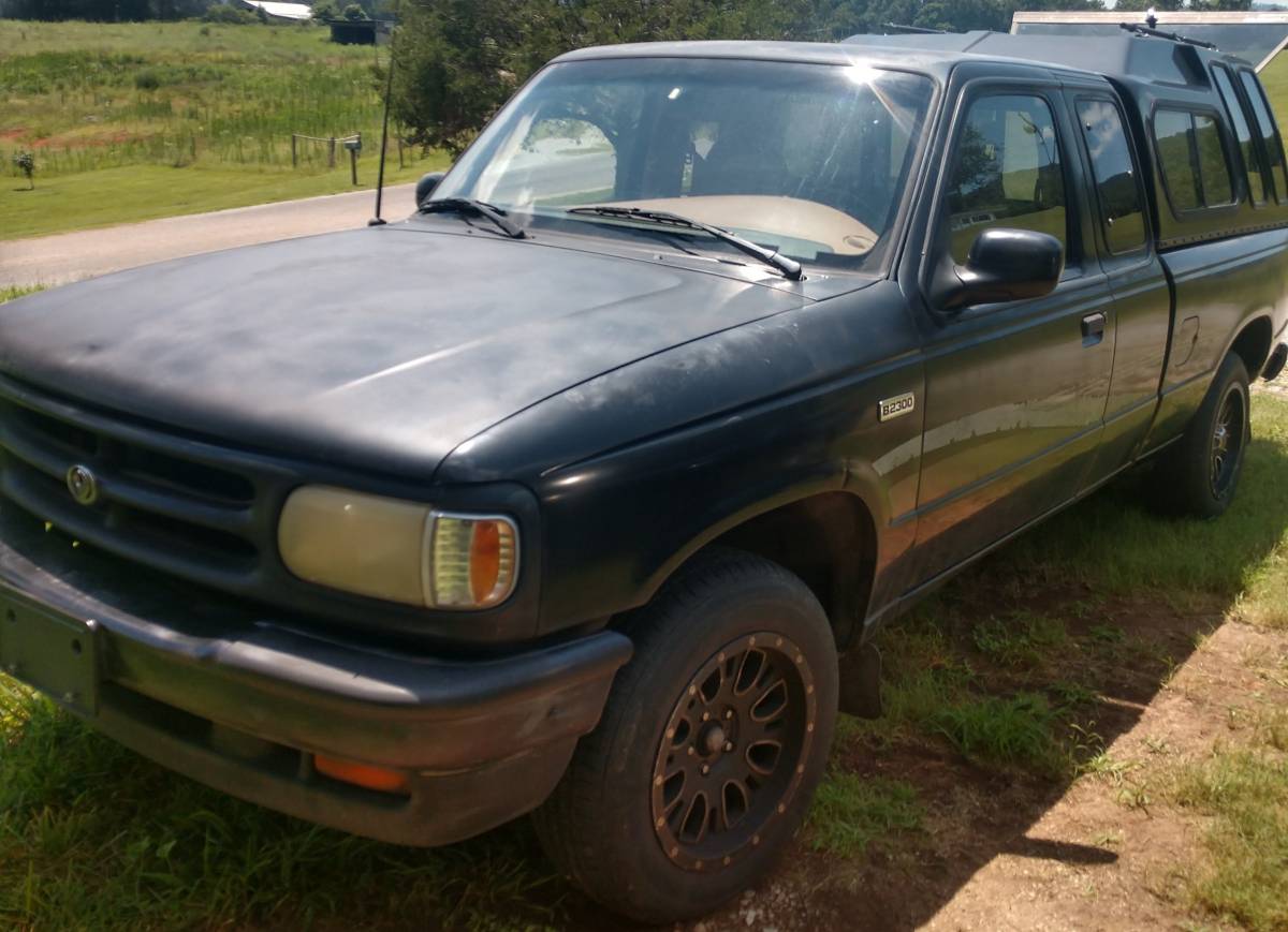Mazda-B2300-1995-black-6