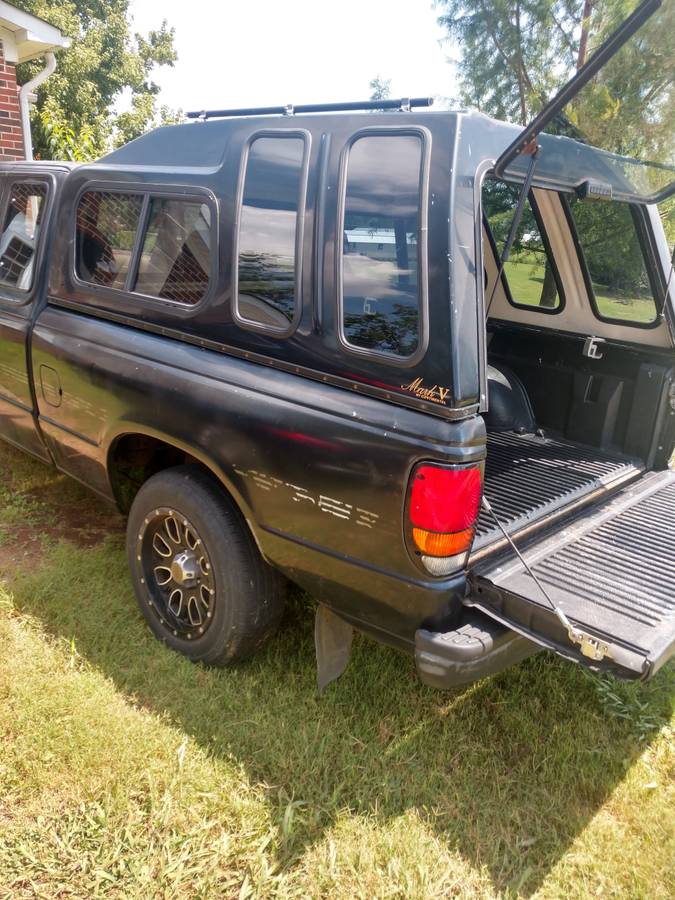 Mazda-B2300-1995-black-7