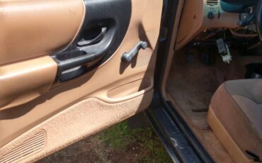Mazda-B2300-1995-black-9