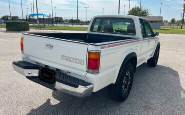 Mazda-B2600-1993-White-16