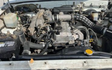 Mazda-B2600-1993-White-6