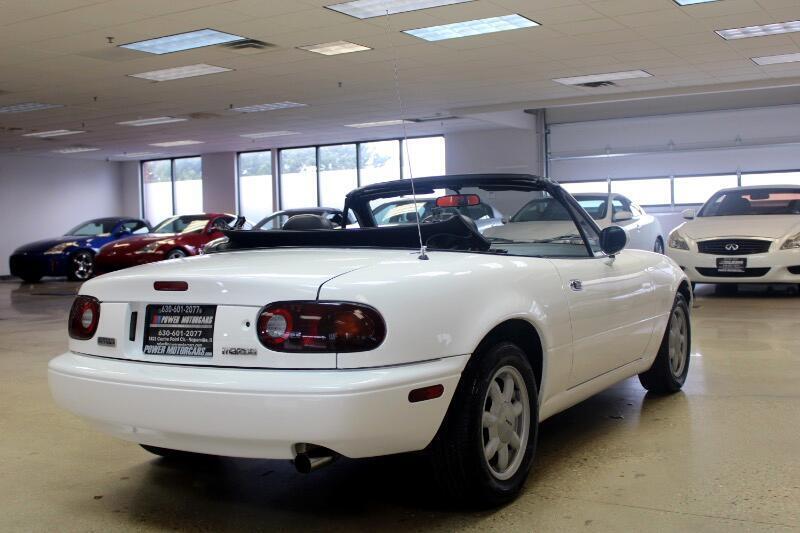 Mazda-MX-5-Miata-1990-Convertible-5