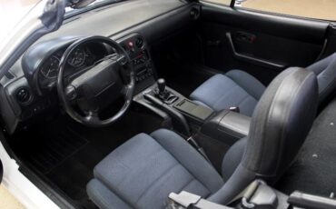 Mazda-MX-5-Miata-1990-Convertible-6