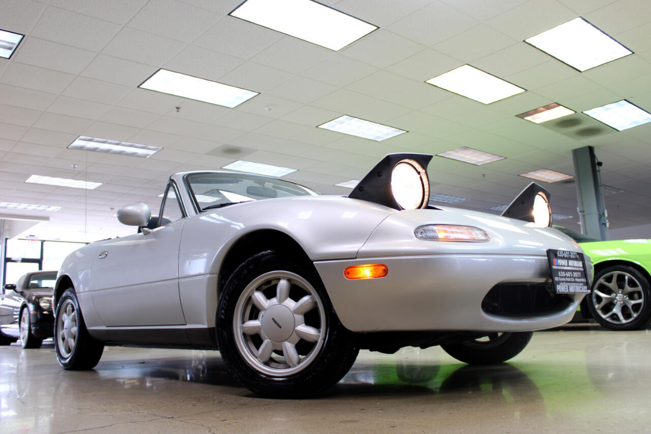 Mazda-MX-5-Miata-1991-Convertible-26
