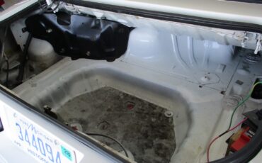 Mazda-MX-5-Miata-1994-Convertible-8