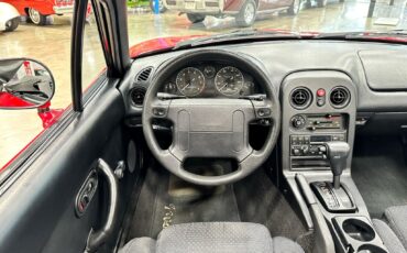 Mazda-MX-5-Miata-1995-Convertible-22