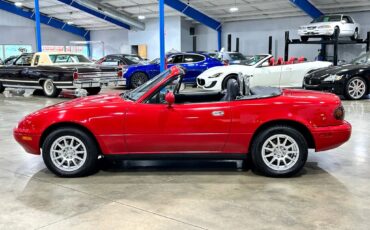 Mazda-MX-5-Miata-1995-Convertible-3