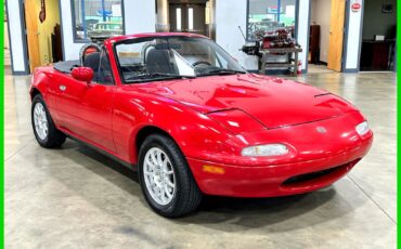 Mazda-MX-5-Miata-1995-Convertible