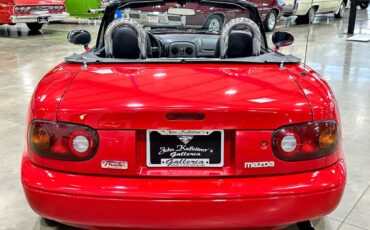 Mazda-MX-5-Miata-1995-Convertible-5