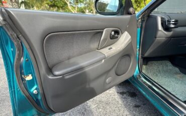 Mazda-Mazda3-1995-Sedan-16