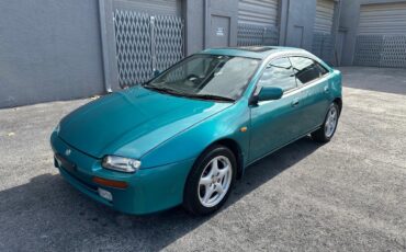 Mazda-Mazda3-1995-Sedan-8