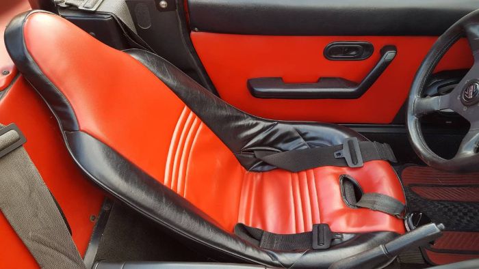 Mazda-Miata-1990-Red-9