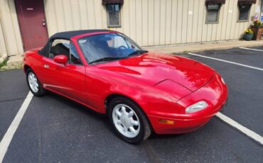 Mazda-Miata-1990-Red-Black-Cloth-1