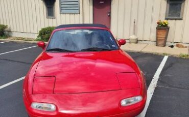 Mazda-Miata-1990-Red-Black-Cloth-17