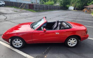 Mazda-Miata-1990-Red-Black-Cloth-22